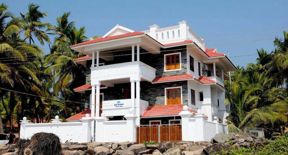 Sea Breeze Beach Inn, Kannur 3